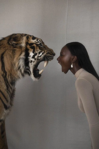 A cover of "bright" cluster. The owner is myyuniia. The cluster consists of 72 elements.