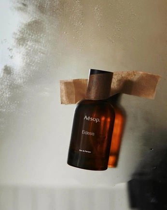 A cover of "beauty" cluster. The owner is uncannyisabel. The cluster consists of 34 elements.