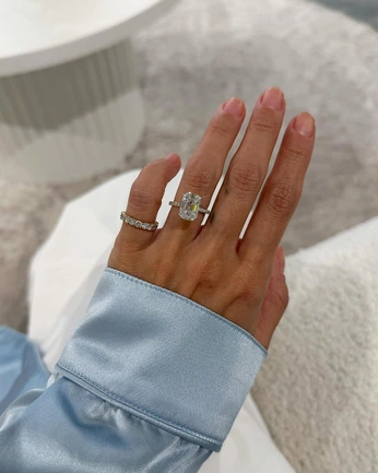 A cover of "Ring" cluster. The owner is luvswallet. The cluster consists of 5 elements.