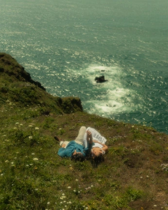 A cover of "engaaaaged" cluster. The owner is hole.io. The cluster consists of 9 elements.