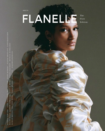 A cover of "Lay out" cluster. The owner is nam0315. The cluster consists of 57 elements.