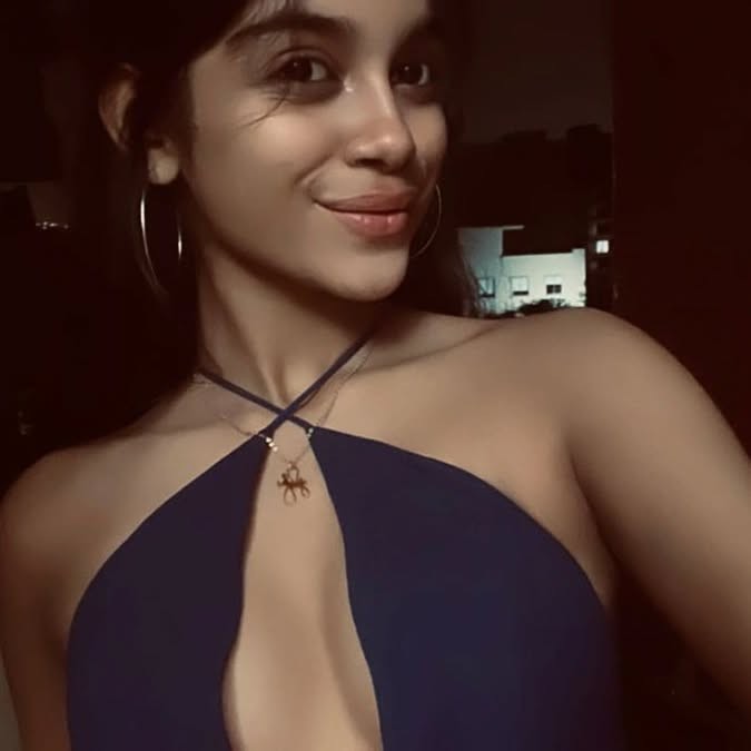 Call Girls In Bangalore ꧁((7070907705 ibis  Outer Ring Road Russian Independent ₹10K Escorts Service