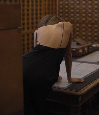 A cover of "her" cluster. The owner is stephenpng. The cluster consists of 42 elements.