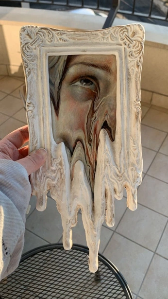 A cover of "Mirror" cluster. The owner is kayserghost. The cluster consists of 15 elements.