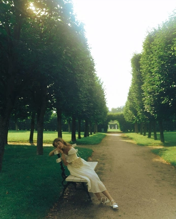 A cover of "louila neu" cluster. The owner is alisterr. The cluster consists of 8 elements.