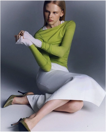 A cover of "minimal editorial studio" cluster. The owner is konciute.m. The cluster consists of 23 elements.