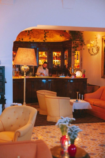 A cover of "LXR ROME BAR" cluster. The owner is lolamarr. The cluster consists of 8 elements.