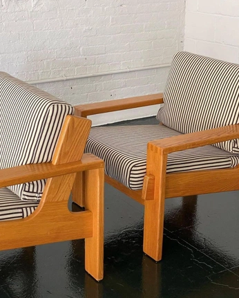 A cover of "Outdoor Furniture" cluster. The owner is mollerstudio. The cluster consists of 17 elements.