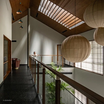 A cover of "Uso mxto" cluster. The owner is campe. The cluster consists of 14 elements.