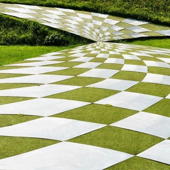 A cover of "wonderland" cluster. The owner is aurunter. The cluster consists of 13 elements.