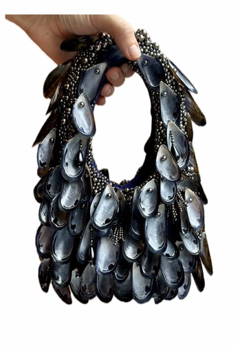 A cover of "One of a kind 😍✨" cluster. The owner is atouchofvenus. The cluster consists of 10 elements.