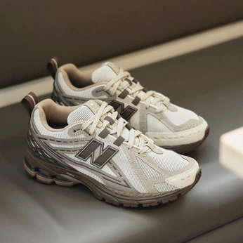 A cover of "how manly" cluster. The owner is jerumy. The cluster description is "male lifestyle + fashion content inspo for jerumy.com". The cluster consists of 46 elements.