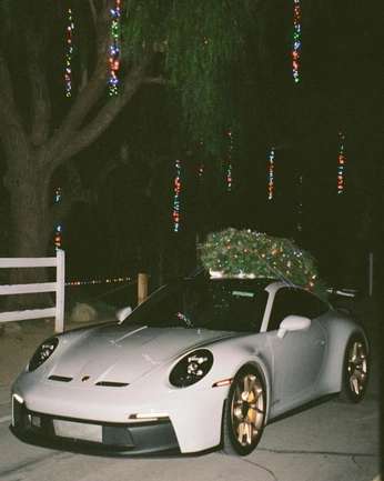 A cover of "DREAM CAR" cluster. The owner is janailupin. The cluster consists of 1 element.