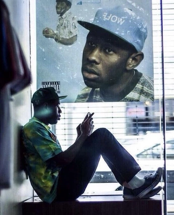 A cover of "Cool" cluster. The owner is dreamsami. The cluster consists of 1 element.