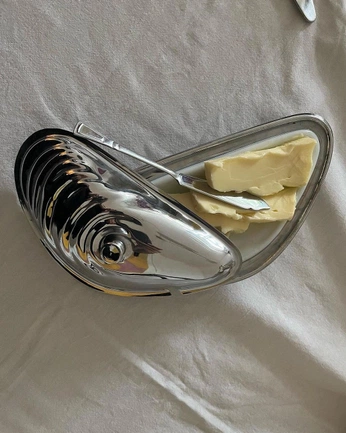 A cover of "I need this object" cluster. The owner is dano.inspo. The cluster consists of 1 element.