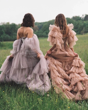 A cover of "Dresses" cluster. The owner is centaurworks. The cluster consists of 1 element.