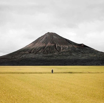 A cover of "Little" cluster. The owner is nanovizcaya. The cluster consists of 97 elements.