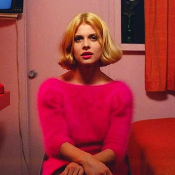 A cover of "Movie Stills" cluster. The owner is cat.myung. The cluster consists of 11 elements.