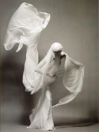 A cover of "✦ shoot ✦" cluster. The owner is lunarosexx. The cluster consists of 21 elements.