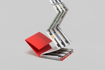 A cover of "Folded" cluster. The owner is nicolaszeuss. The cluster consists of 8 elements.