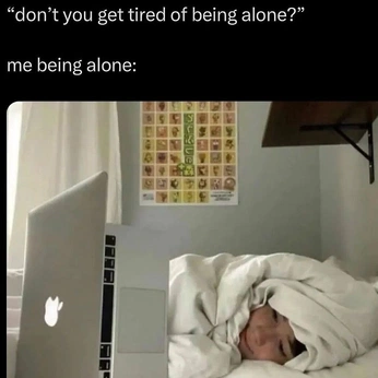 A cover of "QOUTESSSS" cluster. The owner is blueb3rries. The cluster consists of 55 elements.