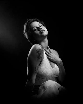 A cover of "Low Key Portraits" cluster. The owner is mikesmedia. The cluster description is "Low key simple portraits". The cluster consists of 11 elements.