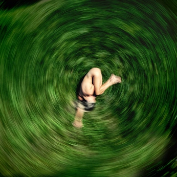 A cover of "5th poetry." cluster. The owner is m00nzzzz. The cluster consists of 57 elements.