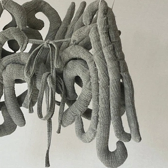 A cover of "Grey" cluster. The owner is laleli. The cluster consists of 25 elements.