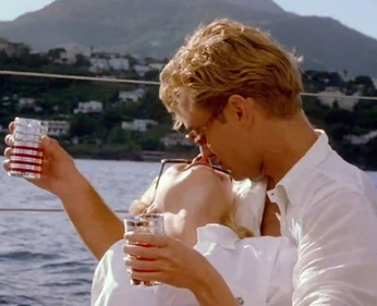 A cover of "summer soirée" cluster. The owner is no.justparty. The cluster consists of 47 elements.