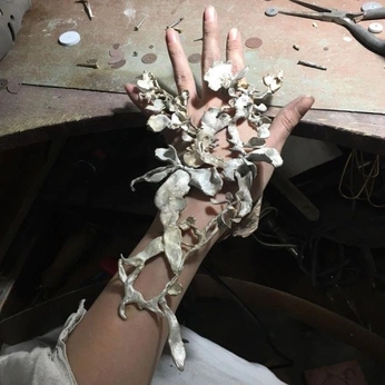 A cover of "jewellery" cluster. The owner is giobernardi. The cluster consists of 44 elements.