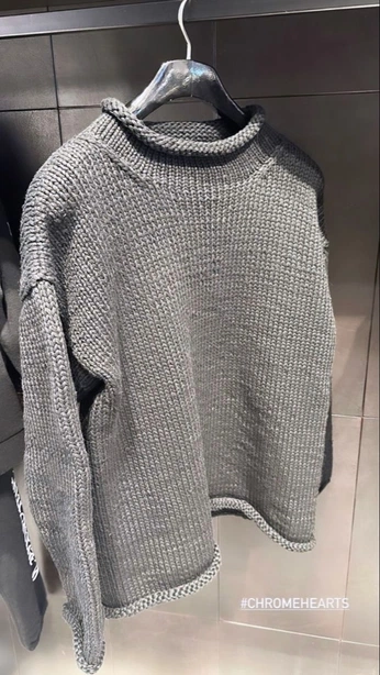 A cover of "M" cluster. The owner is shiweles. The cluster consists of 14 elements.