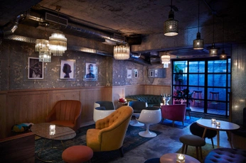 A cover of "Interiors" cluster. The owner is kylebradley. The cluster consists of 4 elements.