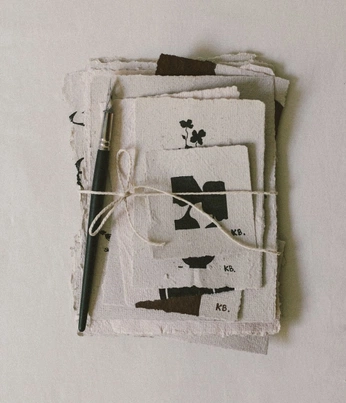 A cover of "Paper" cluster. The owner is fridahi. The cluster consists of 15 elements.