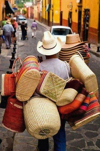 A cover of "artesanias" cluster. The owner is valcarlo. The cluster consists of 7 elements.