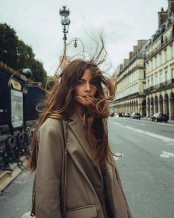 A cover of "Girls streets" cluster. The owner is arseniy.boroda. The cluster consists of 1 element.