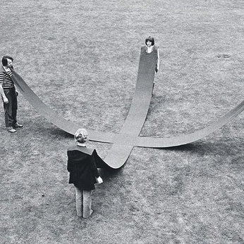 A cover of "direction" cluster. The owner is wishingwell. The cluster consists of 21 elements.