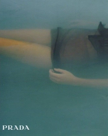 A cover of "a voir horror underwater" cluster. The owner is lily.wilson. The cluster consists of 61 elements.