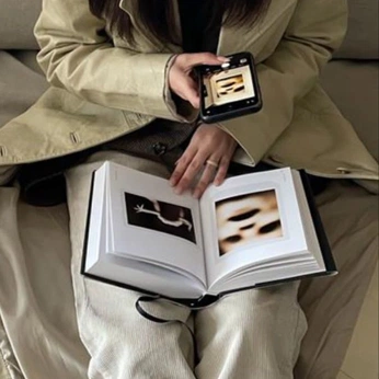 A cover of "Slave to aesthetics" cluster. The owner is ze3roni. The cluster description is "photography journal inspo". The cluster consists of 474 elements.