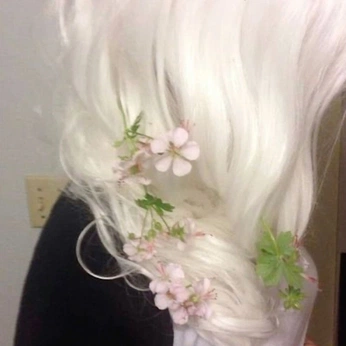 A cover of "⭒ pink + green" cluster. The owner is lucinedeer. The cluster consists of 84 elements.