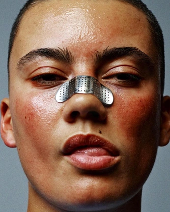 A cover of "Façad" cluster. The owner is jefwallican. The cluster consists of 12 elements.