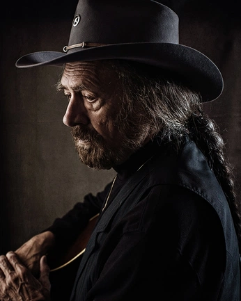 A cover of "Inspo Portraita" cluster. The owner is meetthebryants. The cluster consists of 1 element.