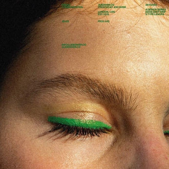 A cover of "editorial" cluster. The owner is cselenko. The cluster consists of 18 elements.