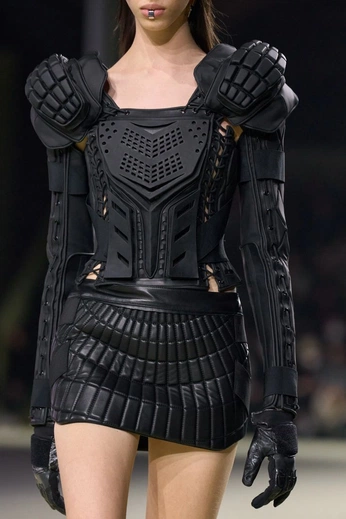 A cover of "Me shoots" cluster. The owner is pinknnoir. The cluster consists of 10 elements.