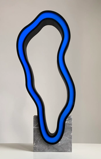 A cover of "Standard Definition" cluster. The owner is davidgieling. The cluster consists of 17 elements.