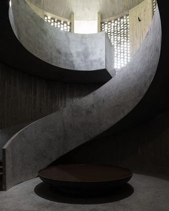 A cover of "Aesthetic Neutral" cluster. The owner is remnantsofyore. The cluster consists of 61 elements.