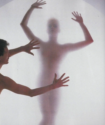 A cover of "shadpo" cluster. The owner is sevvalll. The cluster consists of 16 elements.