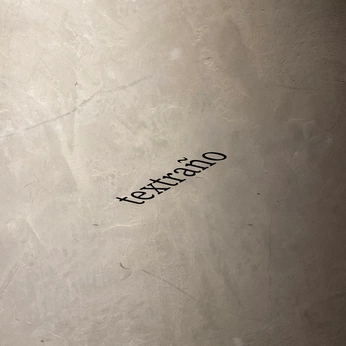 A cover of "closeups" cluster. The owner is 0n4n3. The cluster consists of 182 elements.