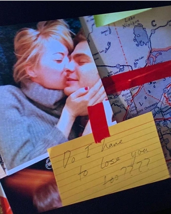 A cover of "gwen" cluster. The owner is lucyintheskyy7. The cluster consists of 10 elements.