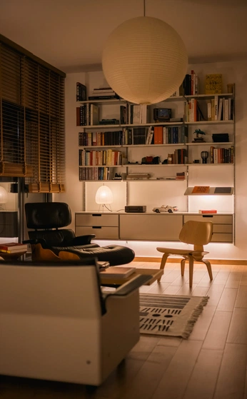 A cover of "Julia" cluster. The owner is thaliiii. The cluster consists of 1 element.