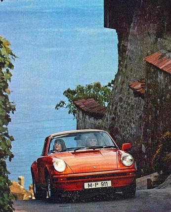 A cover of "manifesting" cluster. The owner is colinthom. The cluster consists of 7 elements.